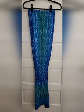 Sun Tails Blue Lagoon Mermaid Tail Girls Size 7-11 Swimming Swimsuit Cost